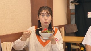 加藤愛アナが愛知県常滑市の愛されフード『とり伊のどて丼』を調査！ 味噌しみしみのホロリとやわらかな復活の味