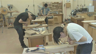 2年間スマホ禁止 家具職人を育てる「飛騨職人学舎」に密着 入学者が絶えない理由は“超ストイック”な生活にあった