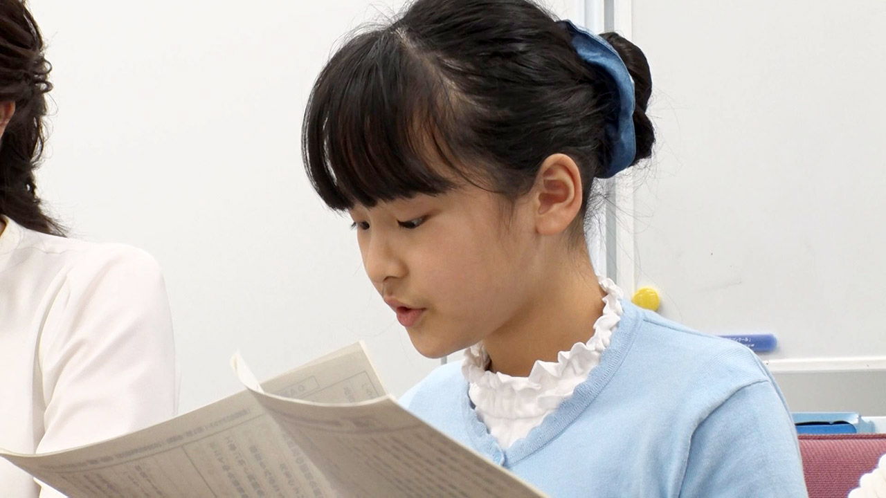 「将来はアナウンサーになりたい」人見知りの9歳女子が大奮闘!
