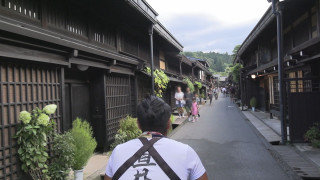 地名しりとりで連続ゴールなるか！？「い」の地名で三重県を狙う！高山市の古い町並で岐阜県ゴールをお祝い！