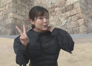 RCC田村友里アナがバットマン姿で熱くリポート！福山城が築城400年で大リニューアル！