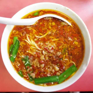 名古屋観光で訪れるほどの人気店「味仙」。店舗でそれぞれ異なるおすすめメニューの違いを解説！