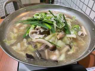 味仙が住吉にニューオープン!ここでしか食べられない旨みたっぷり鍋