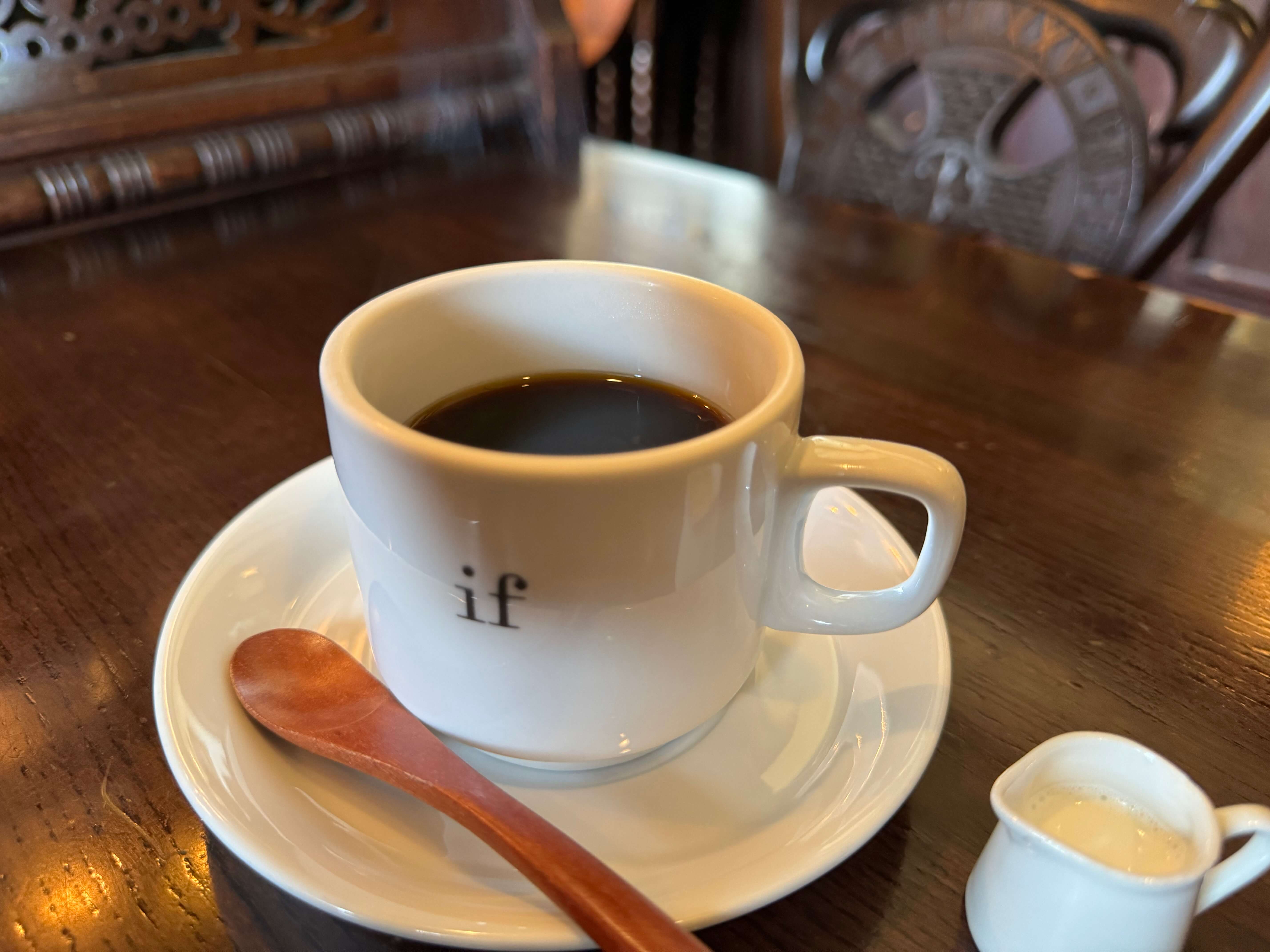 飛騨高山の隠れ家的な名店!穏やかな時間と心地よいジャズが流れる「if珈琲店」
