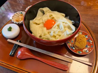 有名ラーメン店とコラボ!夏季限定の幅広きしめんが楽しめる「天むす処 けしき.」