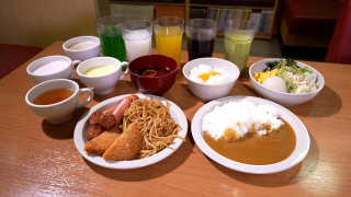 まんが喫茶でバイキングが楽しめる！？80分間で11種類の食べ放題に、ドリンクやスープも飲み放題！東海地方の“激安食べ放題”モーニングを調査！