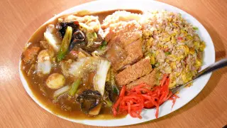 町中華が作るカツカレーが絶品！？総重量800gで背徳感MAXのデカ盛りメニュー！今食べるべき名古屋のカレーベスト3（後編）