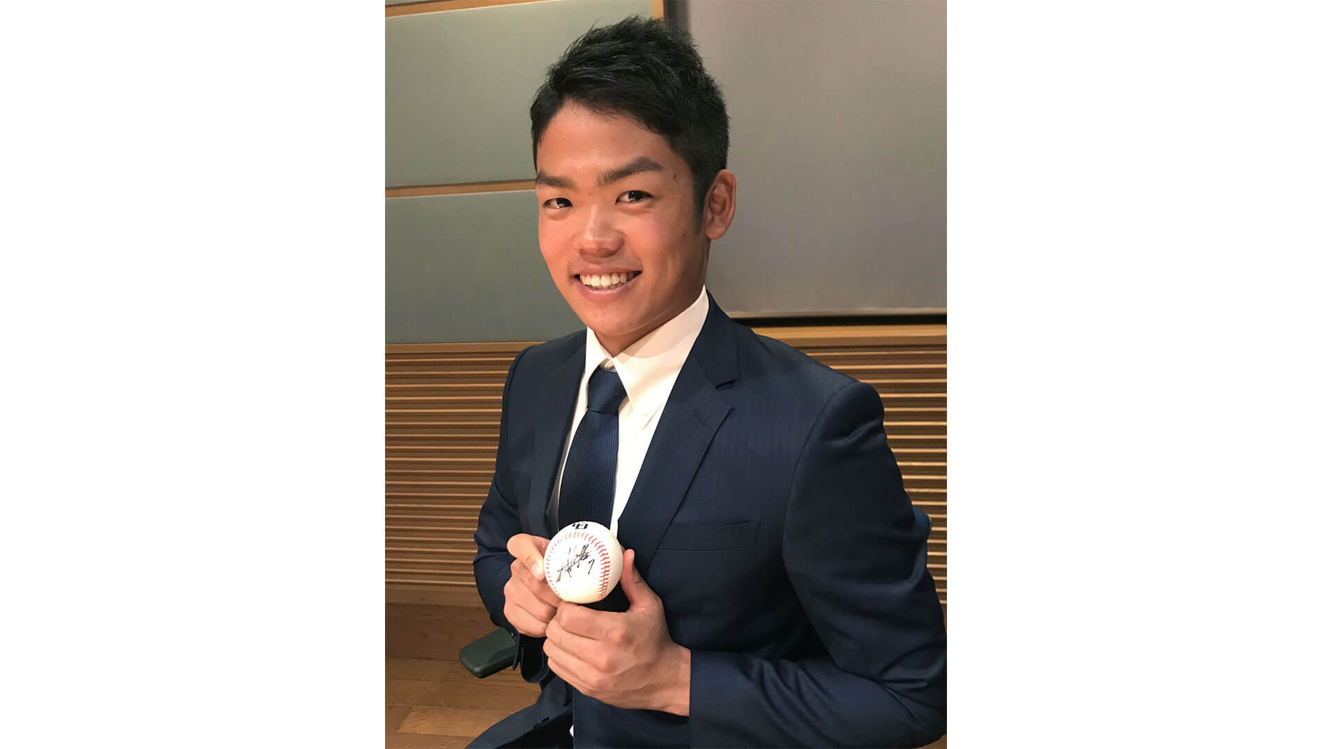 根尾昂がナゴヤ球場でもらい続けた、温かい声援-「だからこそ、もっと打ちたい」