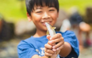 鮎を“とって、さばいて、食べる体験”が無料！？東海3県、秋の週末オススメスポット！家族で楽しめるお得なアクティビティをご紹介