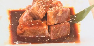 1男8女の大家族が国産牛を爆食い！？超お得な「焼き肉食べ放題」に挑戦！