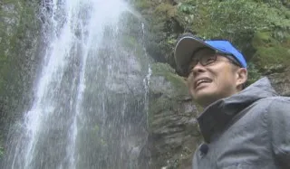 「今年のドラゴンズは手強そう」 落差33メートル滝で優勝祈願！ CBC若狭アナが鳥取県で龍にまつわるスポット巡り