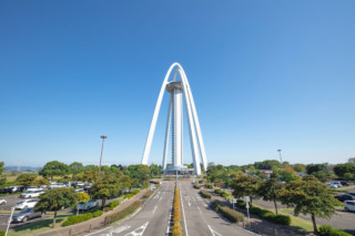 行政サービスはどう変わる？「中核市」になった舟木一夫とつボイノリオの故郷