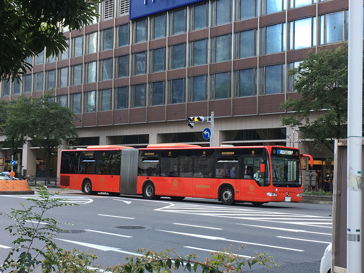 名古屋の都心を車体の超長いバスが走った!新交通システム「SRT」試乗記