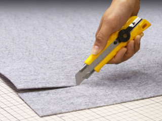 カッターナイフは日本生まれ～発明のきっかけはガラスの破片と板チョコだった