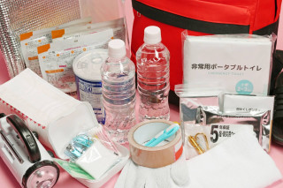 家庭で「防災対策」を実施した人は過去最高！その一方で悩ましいのは費用面