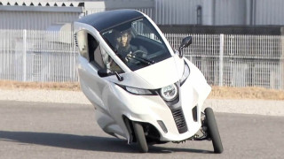 車検不要･エアコン完備の｢1人乗りEV｣ 1台約170万円 超コンパクトで維持費も安い 元トヨタ自動車のエンジニアらが開発