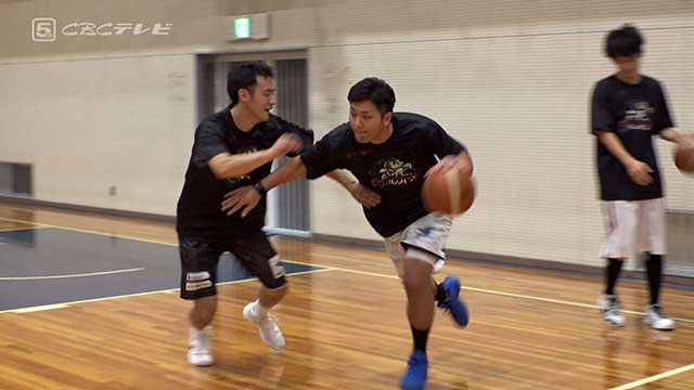 幼稚園教諭、建設塗装業、歯科医…Bリーグに“超異色チーム”参戦！日本人選手全員に『別の仕事』