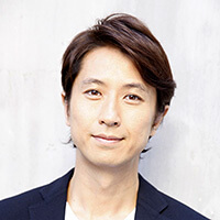 谷原章介