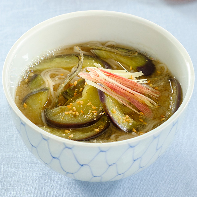 煮干しとなすのみそ汁にゅうめん