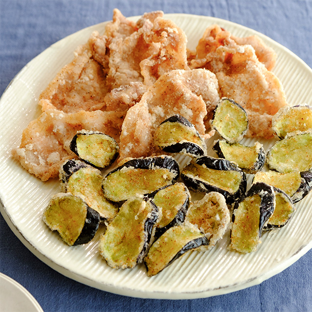 塩もみなすと豚肉の山椒から揚げ