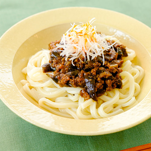 なすのジャージャーうどん