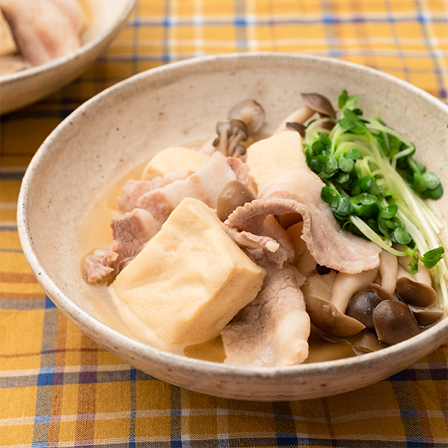 高野豆腐と豚肉の煮もの