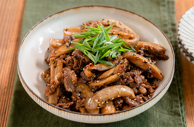 縦割りれんこんと牛肉のきんぴら風