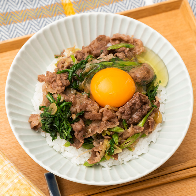 春菊のすき焼き牛丼
