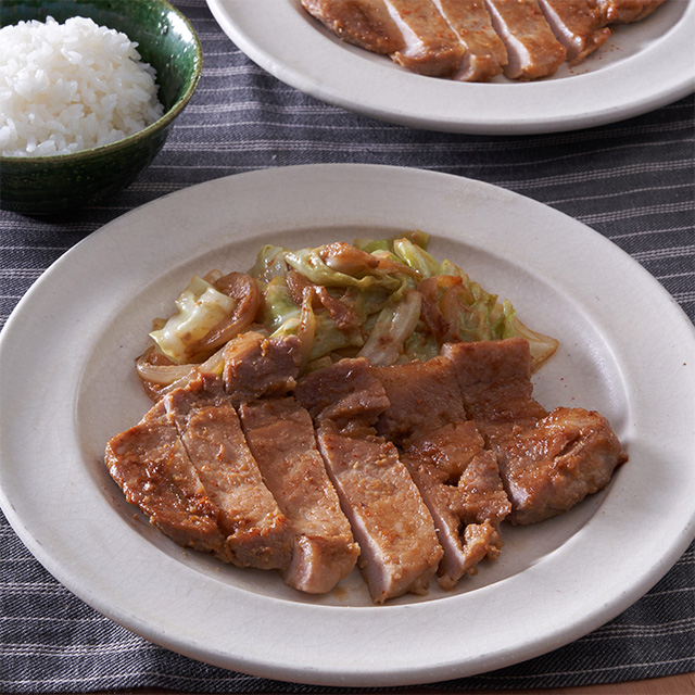 豚肉のみそ漬けとキャベツのみそ炒め