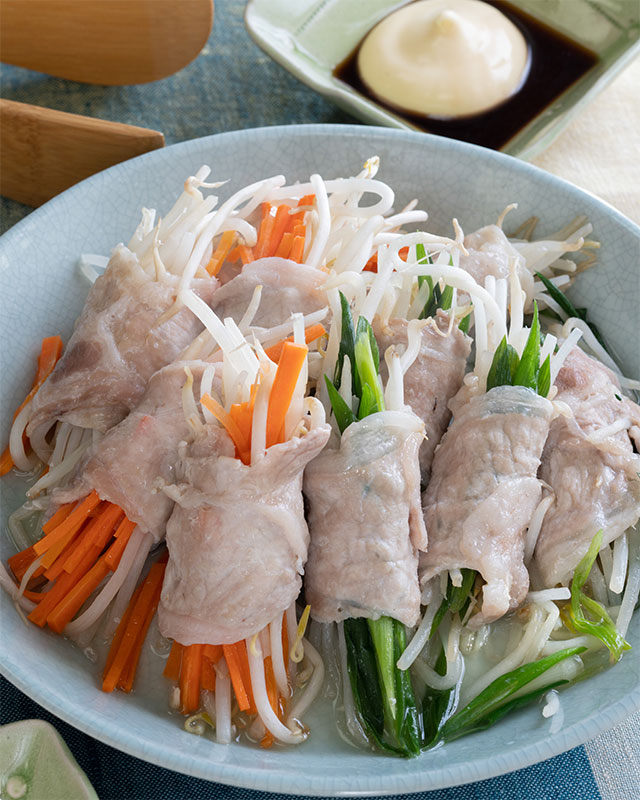 もやしの肉巻きレンジ蒸し
