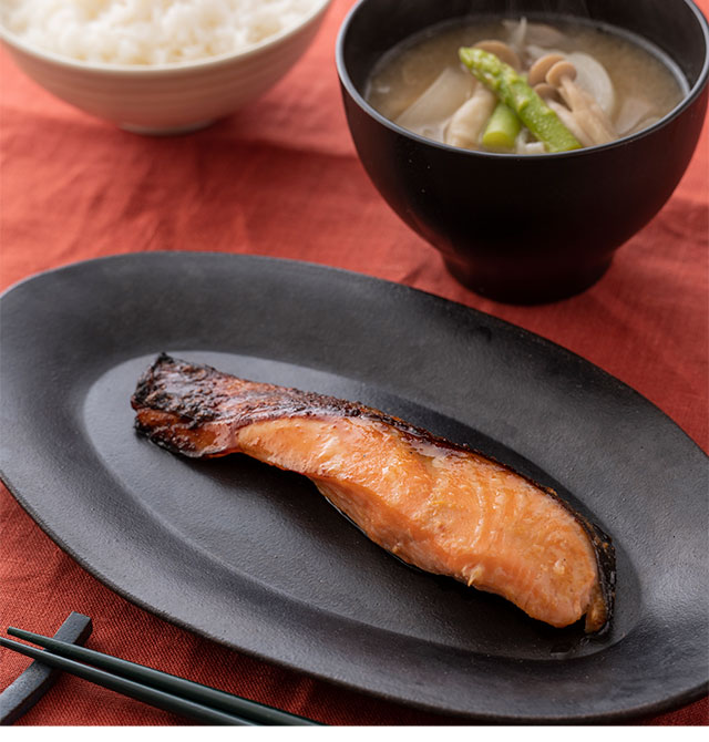 サーモンの甘酒焼き・甘酒みそ汁