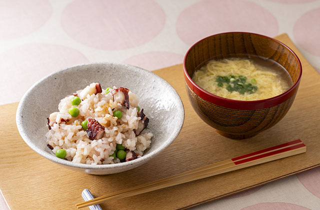 春色のたこごはん・かき玉汁