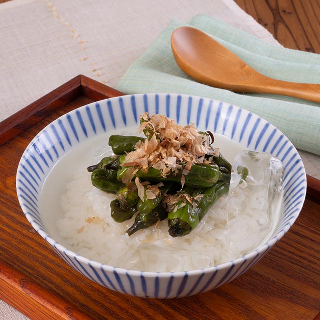 しし唐ピリ辛炒めの氷水飯(こおりすいはん)