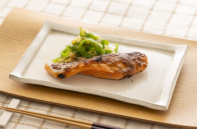 鮭のごまみそ焼き