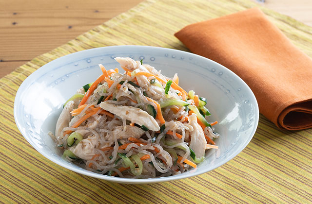 糸こんとささ身のごま酢あえ