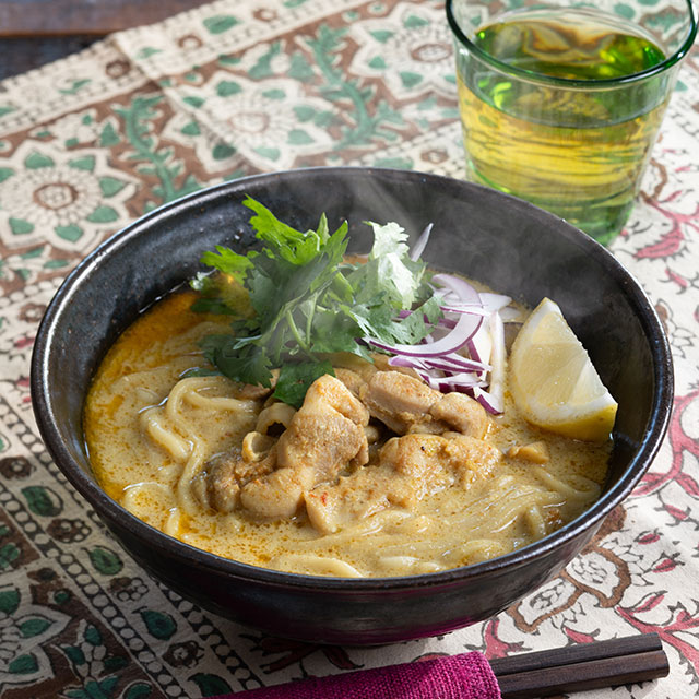 ココナッツカレーラーメン