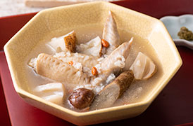 手羽先と根菜の参鶏湯風スープ