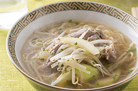 セロリと塩豚のラーメン