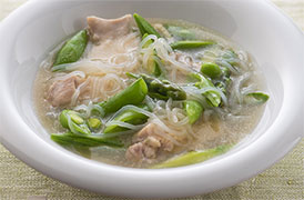 緑野菜とやわらか鶏の煮もの