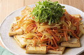 厚揚げとせん切り野菜のカレーマリネ