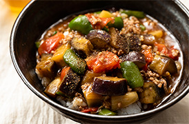 夏野菜マーボー丼