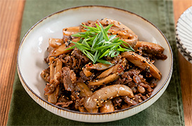 縦割りれんこんと牛肉のきんぴら風