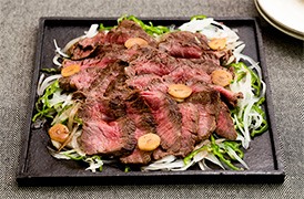 ステーキ肉の牛たたき