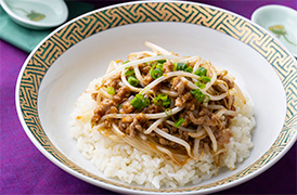ひき肉ともやしの中華バターごはん