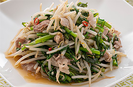 春菊と豚バラ肉のさっと炒め