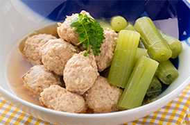 鶏つくねとふきの煮もの