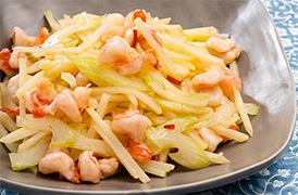 えびとセロリとじゃが芋のさっぱり炒め