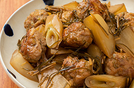 豚こまだんごと大根のフライパン蒸し煮