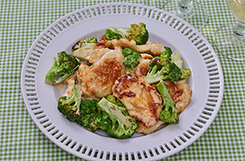 鶏胸肉とブロッコリーのママレードマヨ