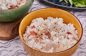 里芋のガーリックバター炊き込みごはん・水菜のマスタードあえ